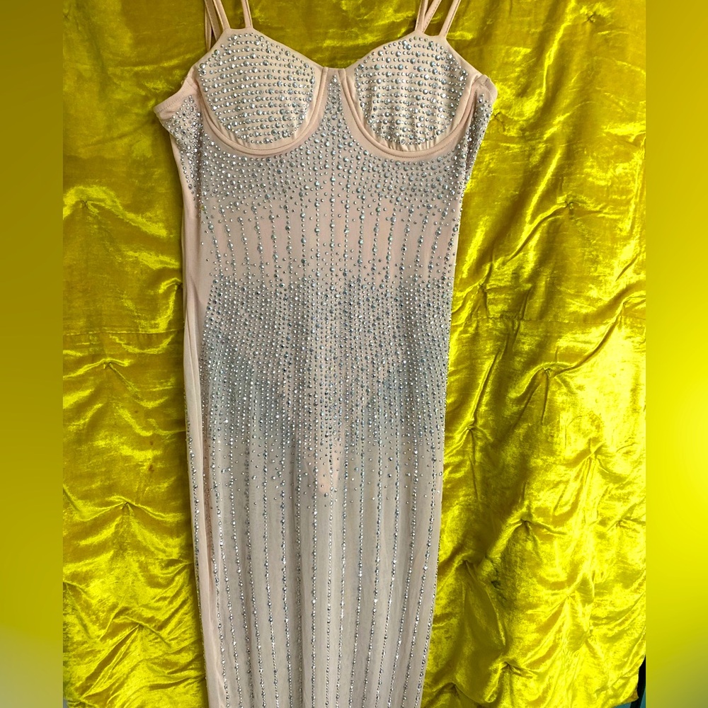 Medium sparkling midi dress